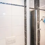 홈스테이 Canaliscious *