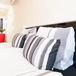 Canaliscious 홈스테이 *