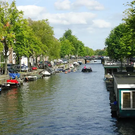 홈스테이 Canaliscious *